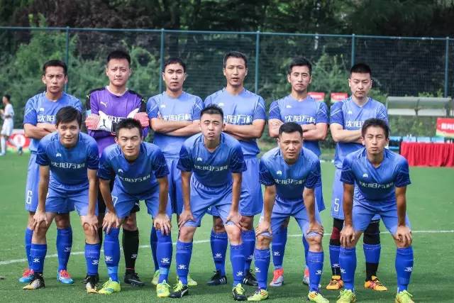 FC东京主场大胜浦和红钻，三名球员联手进球